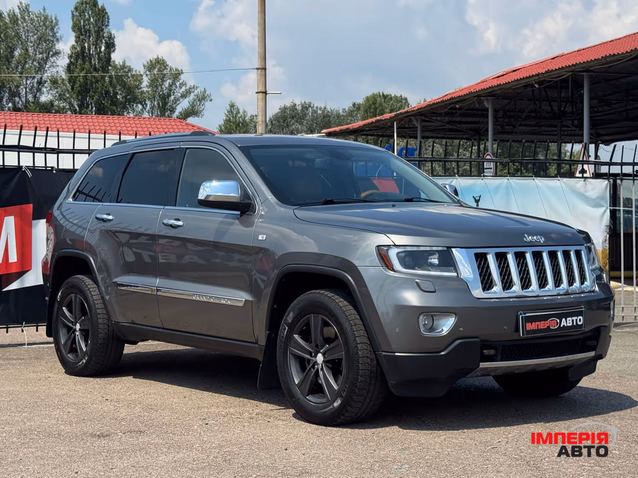 Jeep Grand Cherokee - фото 2