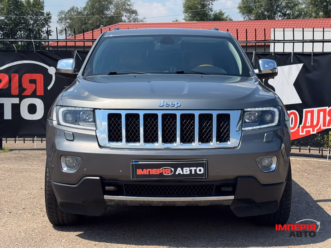 Jeep Grand Cherokee - фото 3