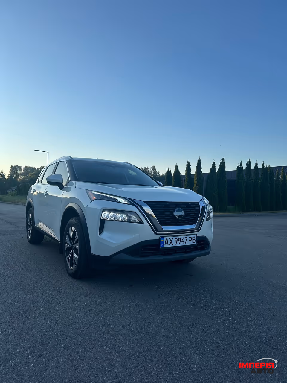 Nissan Rogue - фото 1