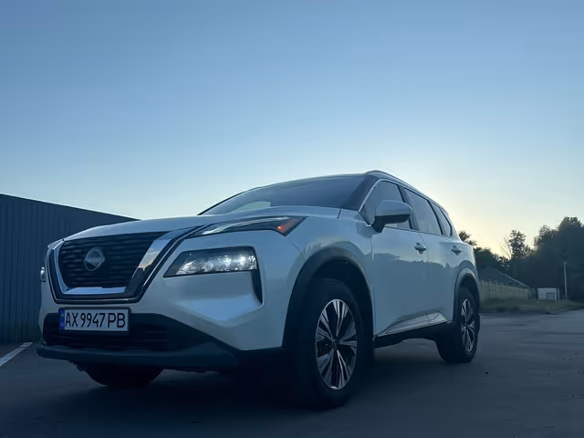 Nissan Rogue - фото 2
