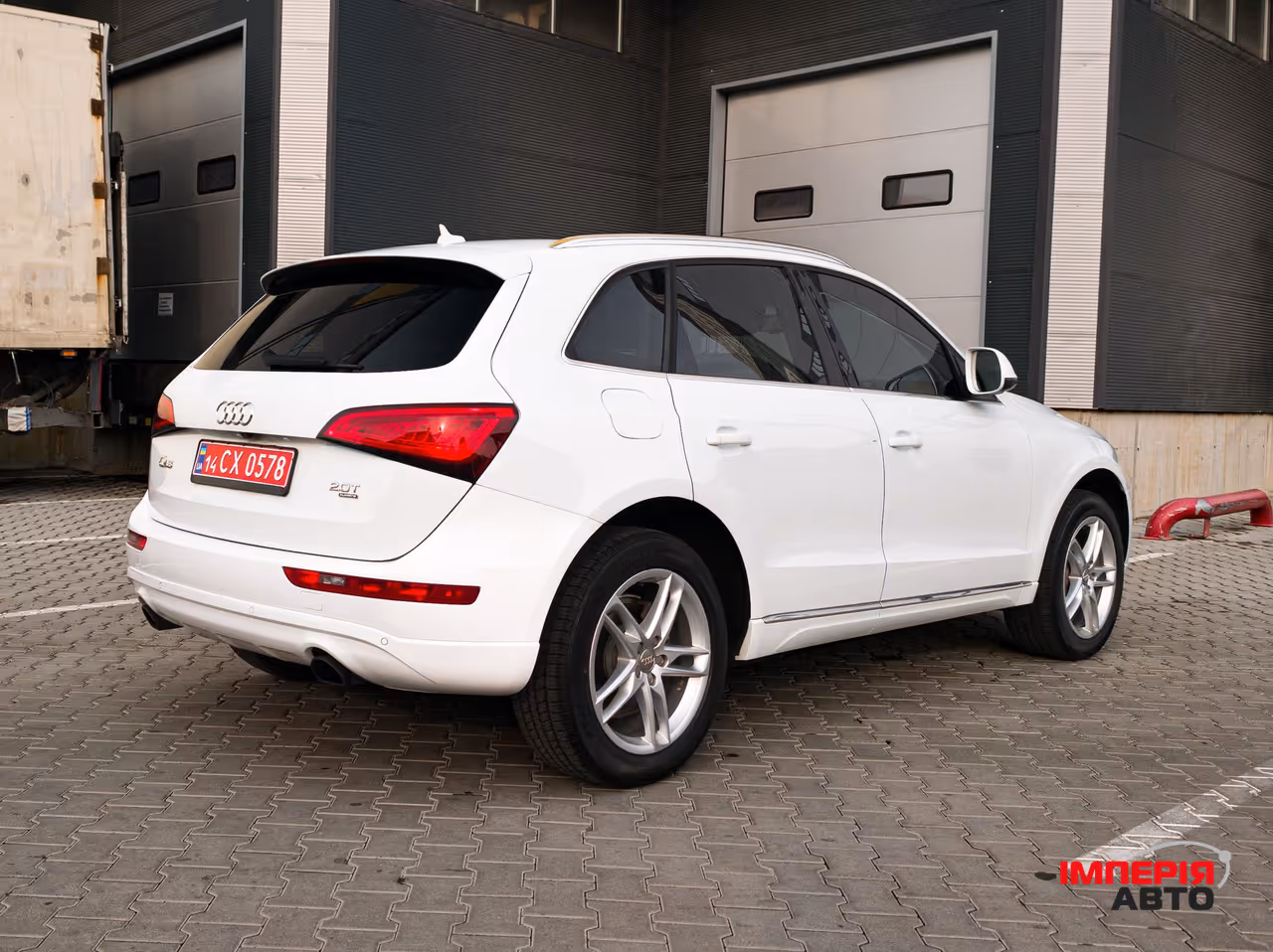 Audi Q5 - фото 18
