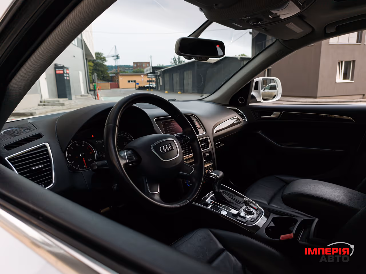 Audi Q5 - фото 22