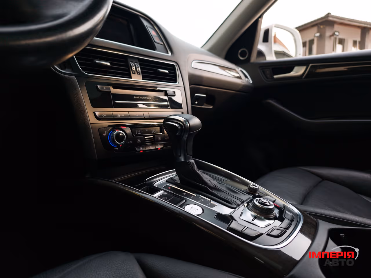 Audi Q5 - фото 24