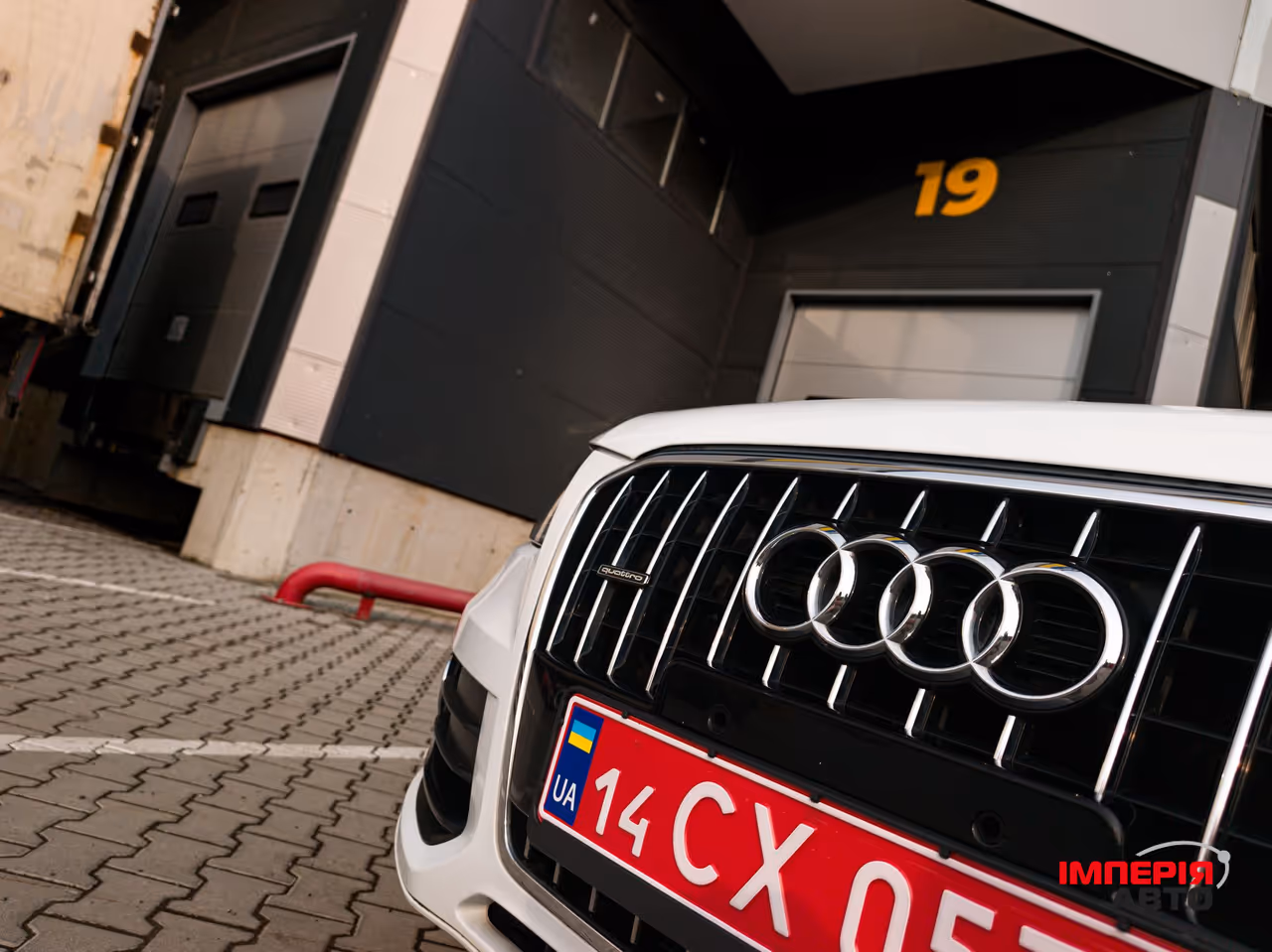 Audi Q5 - фото 6