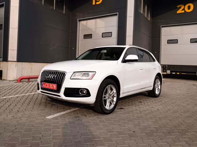 Audi Q5 - фото 1