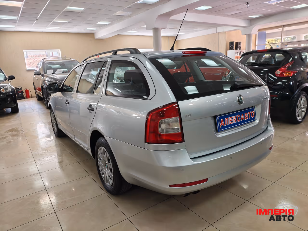 Skoda Octavia - фото 2