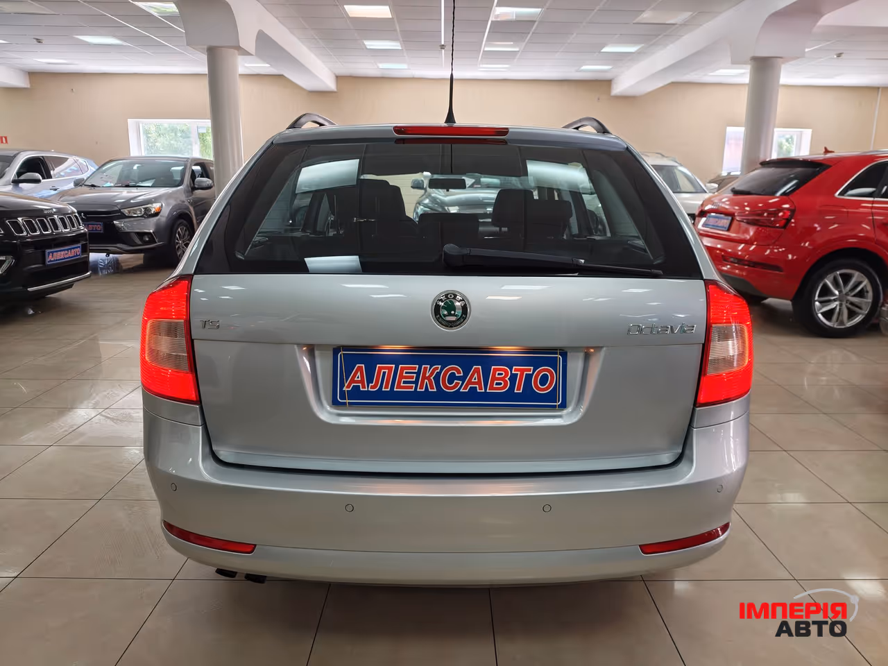 Skoda Octavia - фото 4