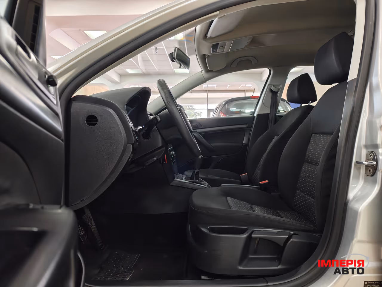 Skoda Octavia - фото 12
