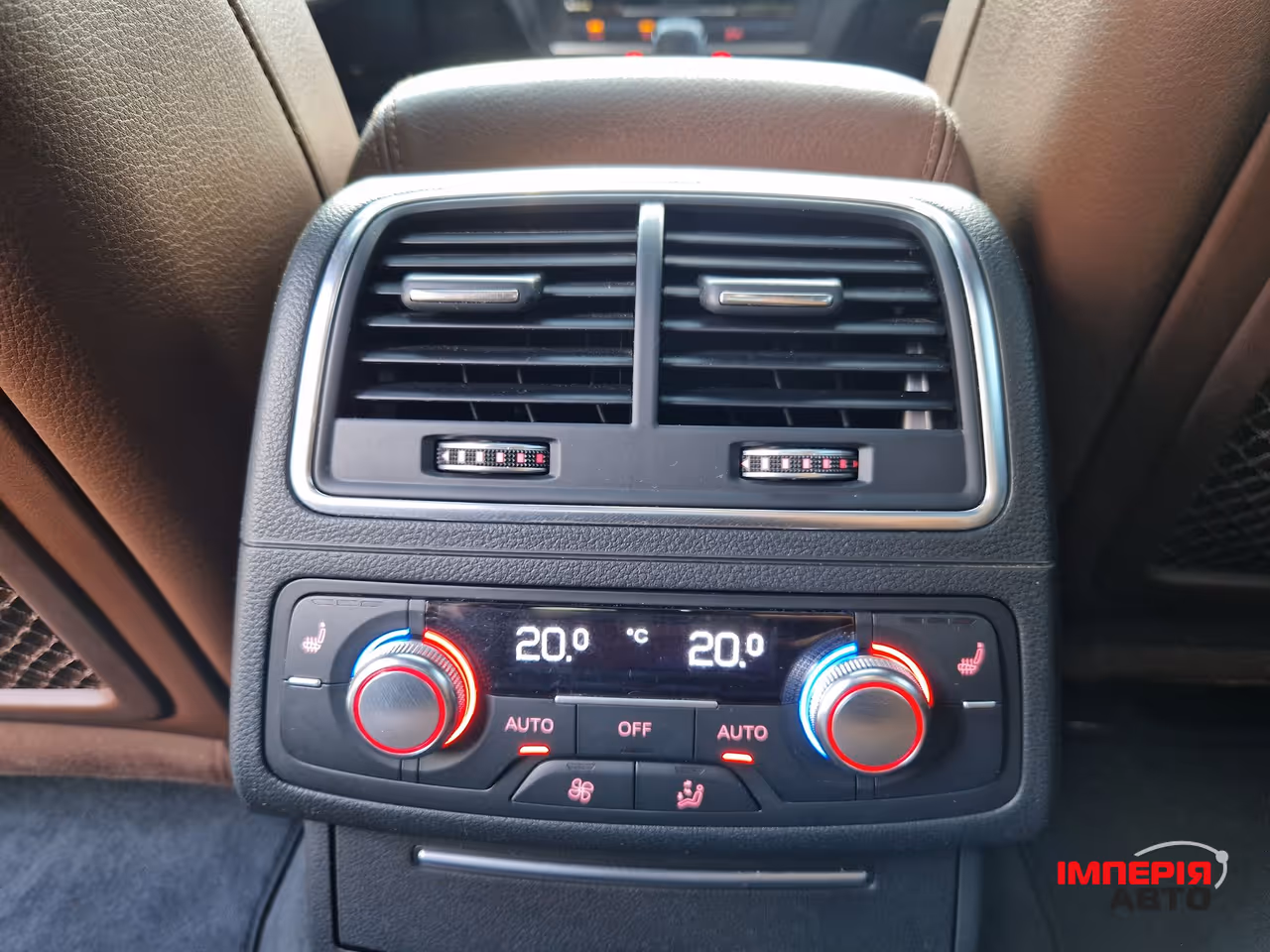 Audi A6 - фото 34