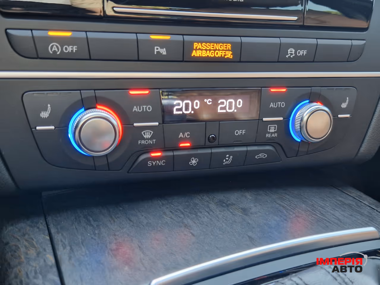 Audi A6 - фото 27