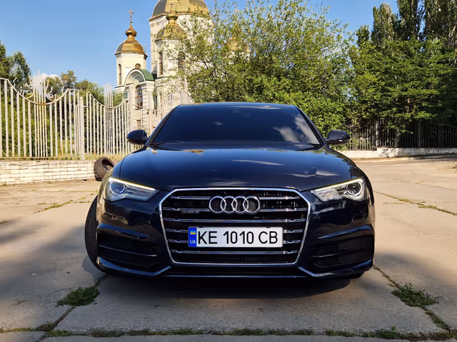 Audi A6 - фото 2
