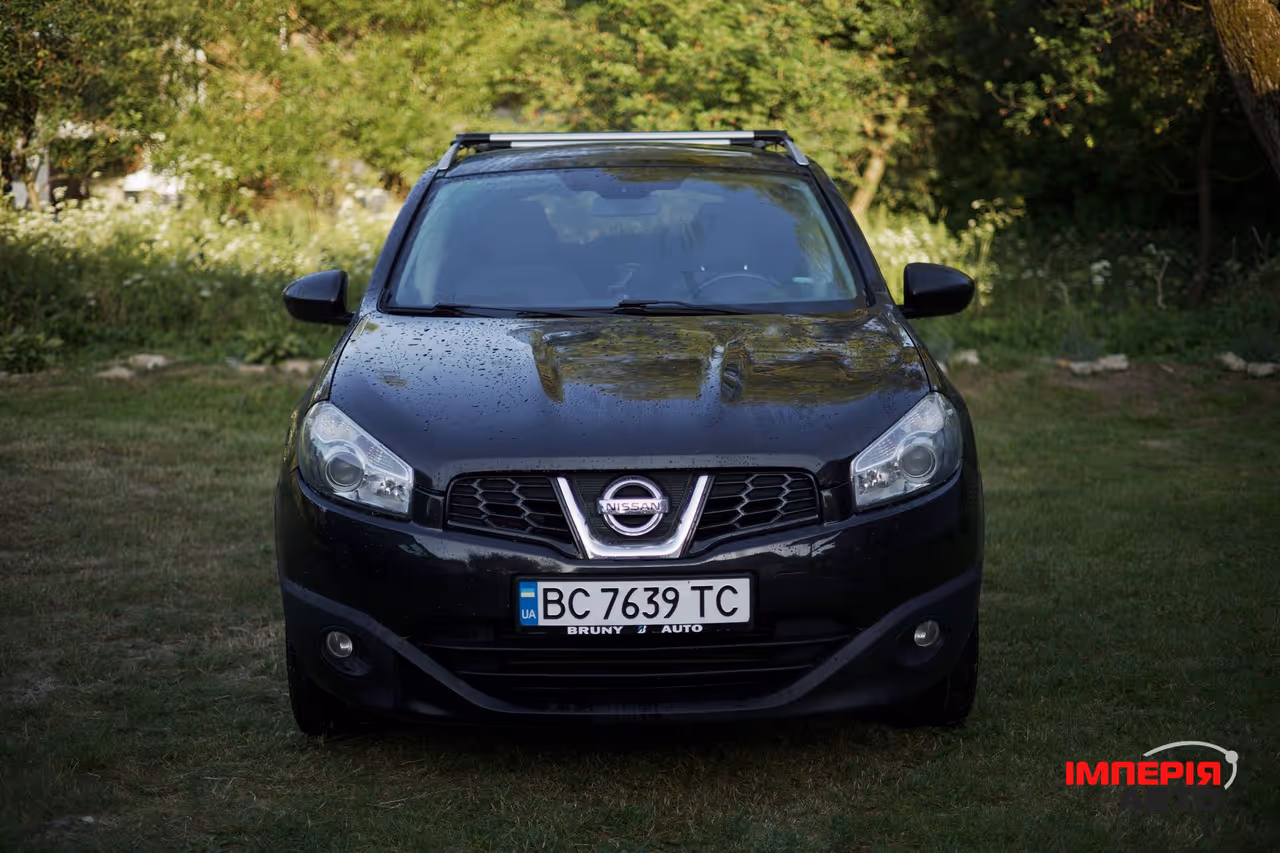 Nissan Qashqai - фото 1