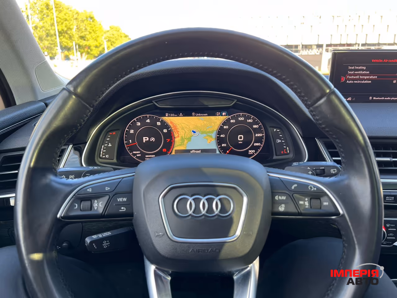 Audi Q7 - фото 2