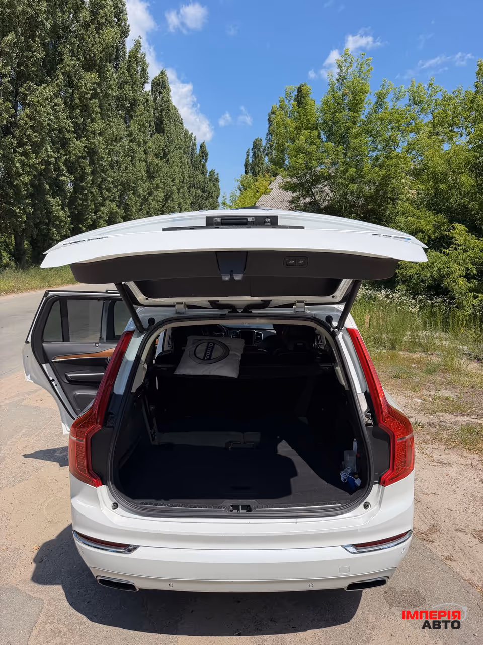 Volvo XC90 - фото 23