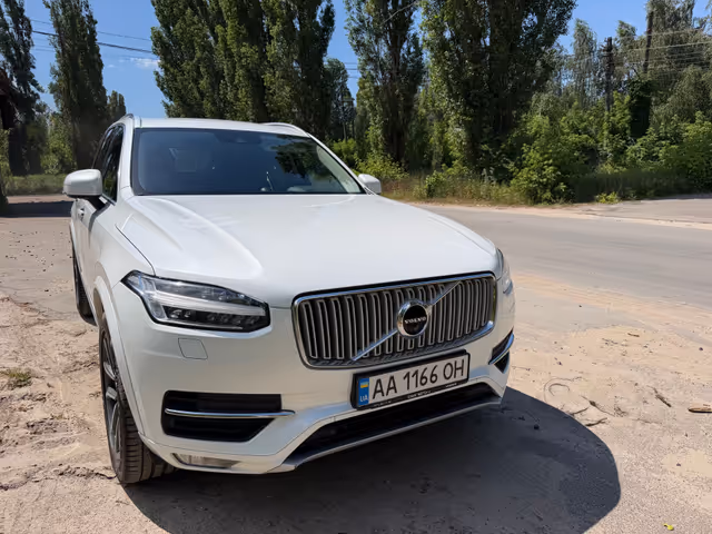 Volvo XC90 - фото 2