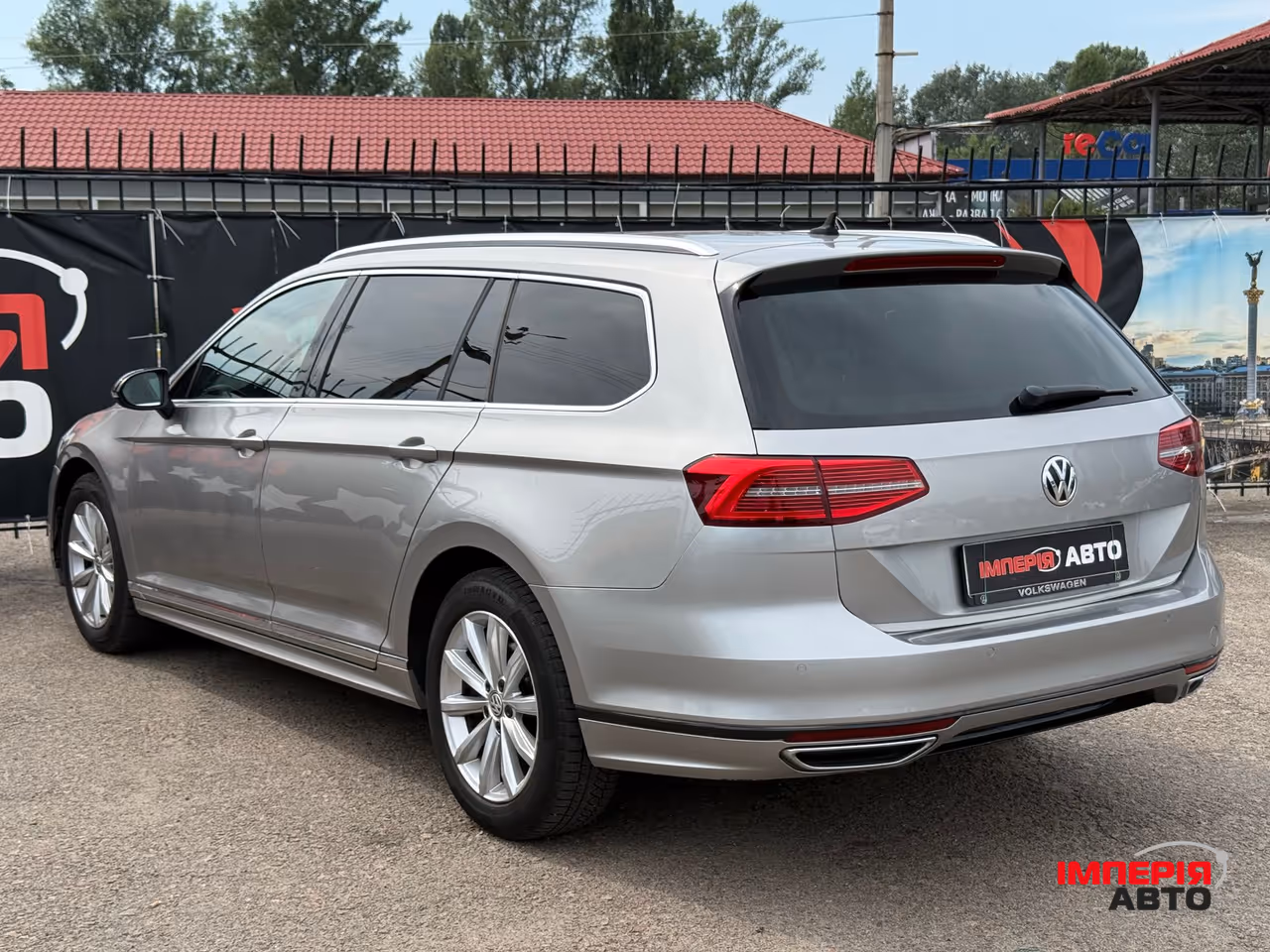 Volkswagen Passat - фото 5