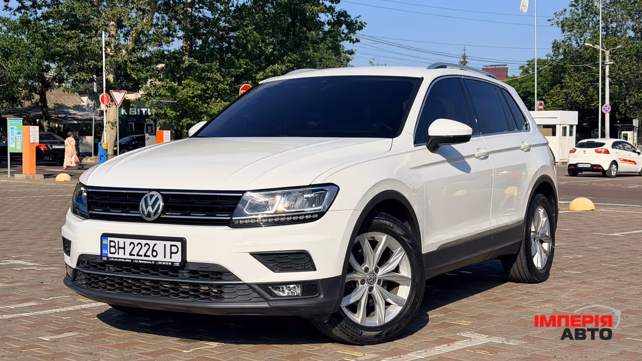Volkswagen Tiguan - фото 4