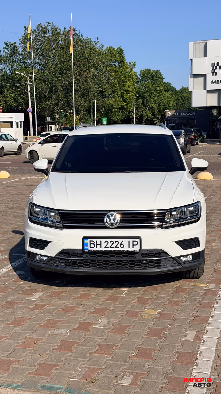 Volkswagen Tiguan - фото 3
