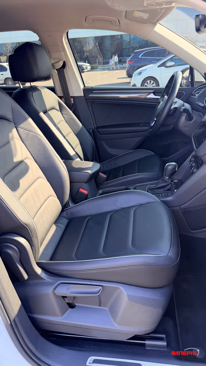 Volkswagen Tiguan - фото 17