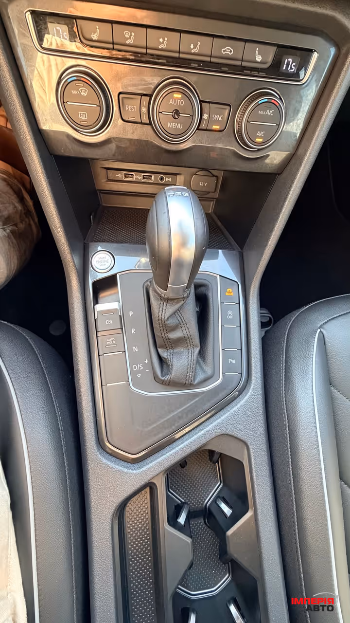 Volkswagen Tiguan - фото 31