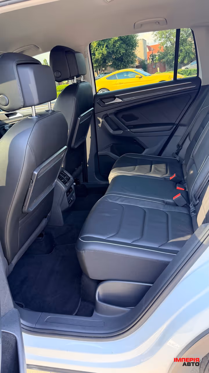 Volkswagen Tiguan - фото 18