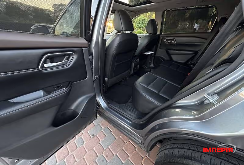 Nissan Rogue - фото 9