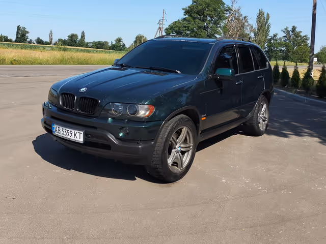 BMW X5 - фото 2