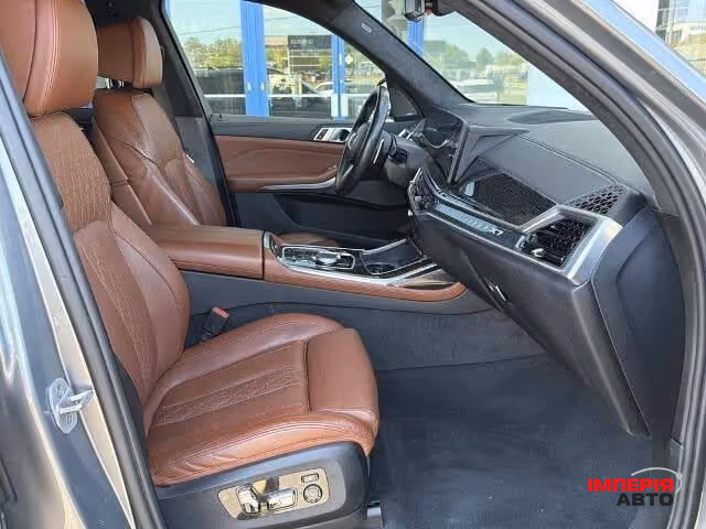 BMW X7 - фото 10