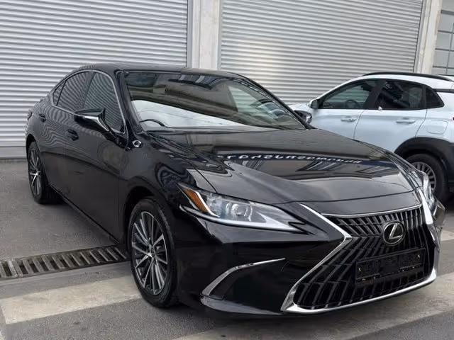 Lexus ES - фото 2