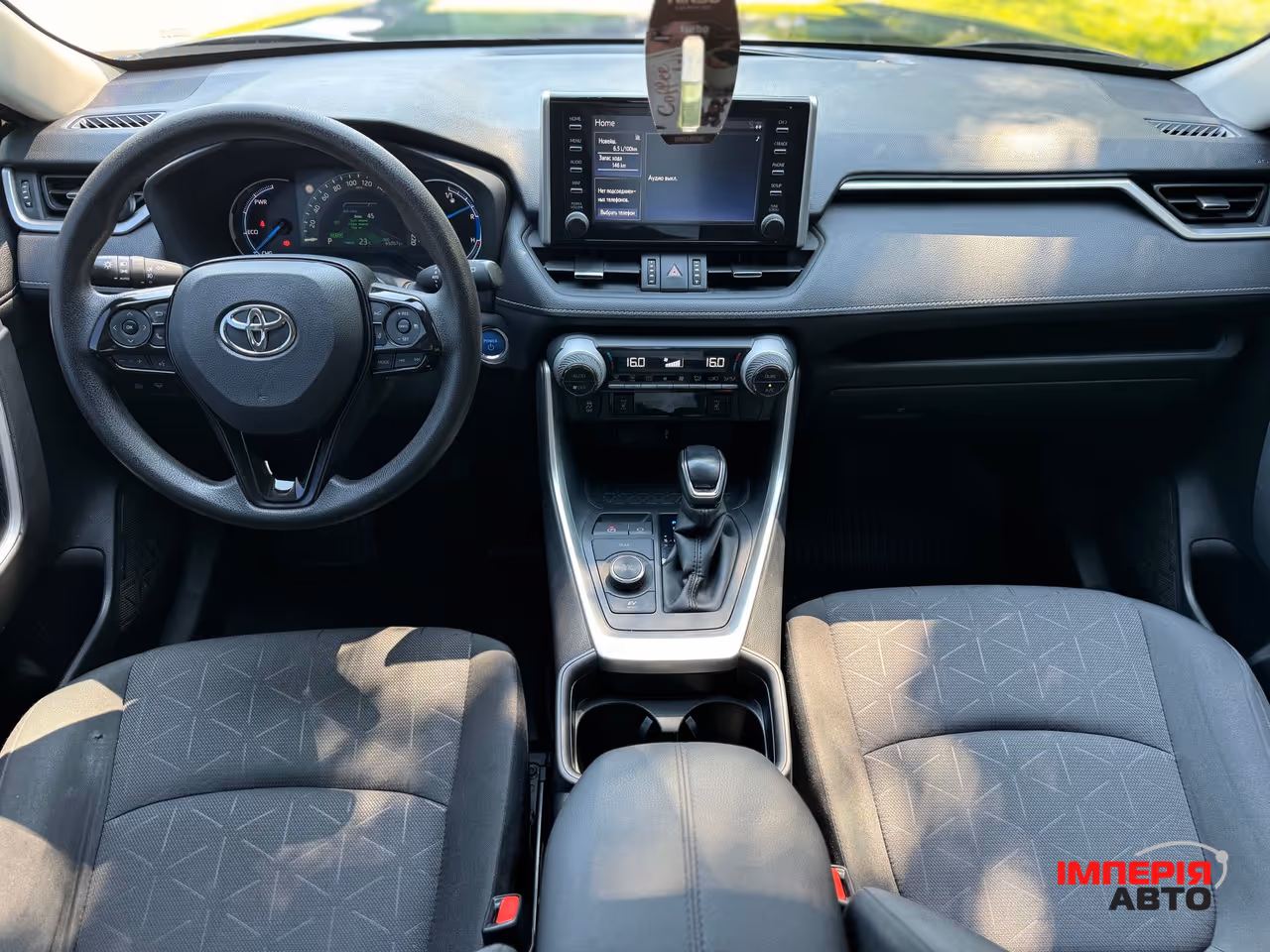 Toyota RAV4 - фото 7