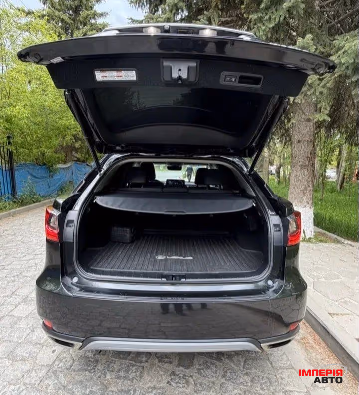 Lexus RX - фото 7