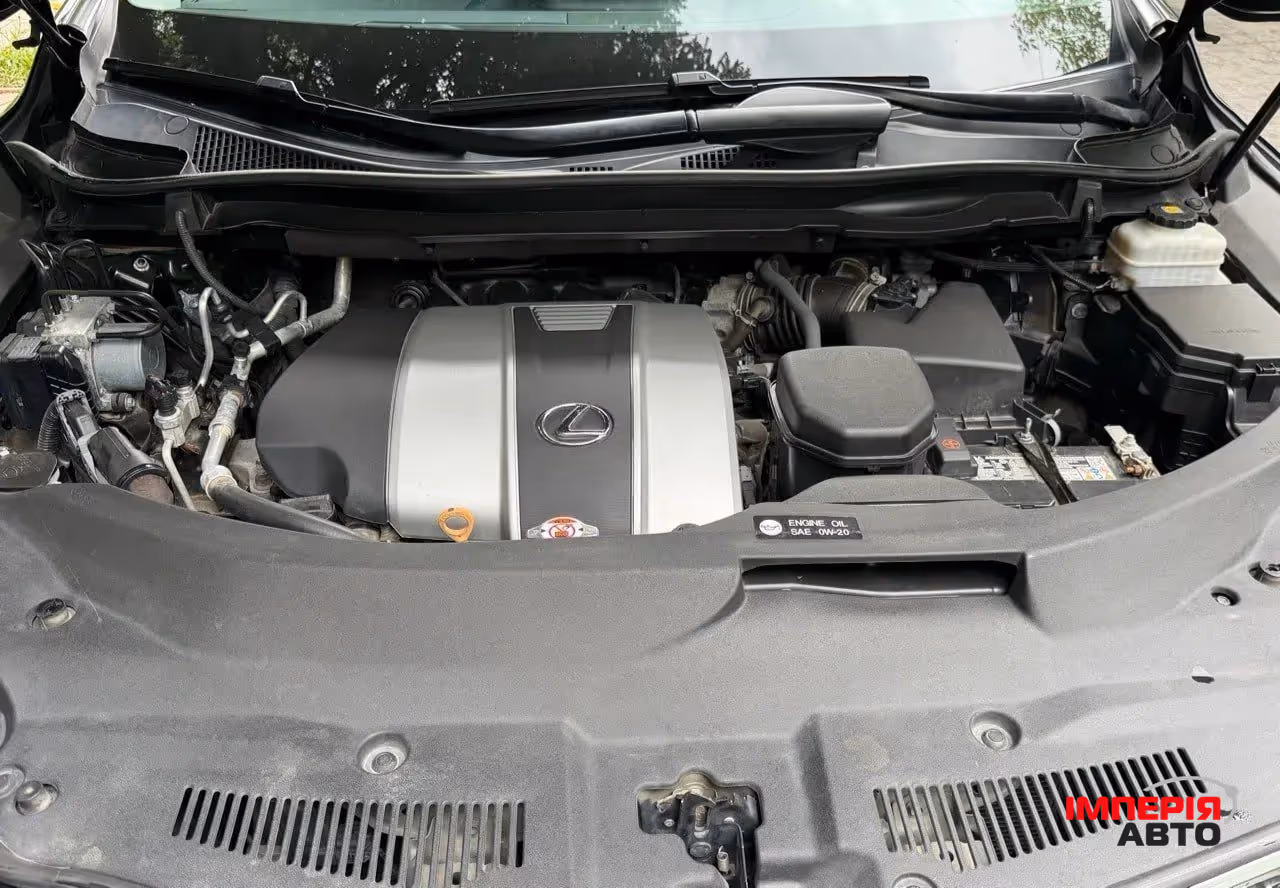 Lexus RX - фото 9