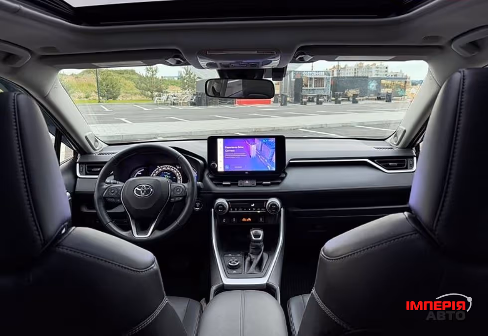 Toyota RAV4 - фото 11