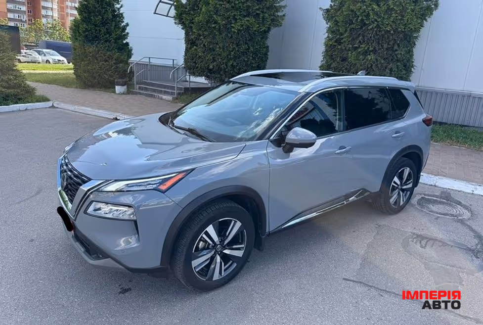 Nissan Rogue - фото 1