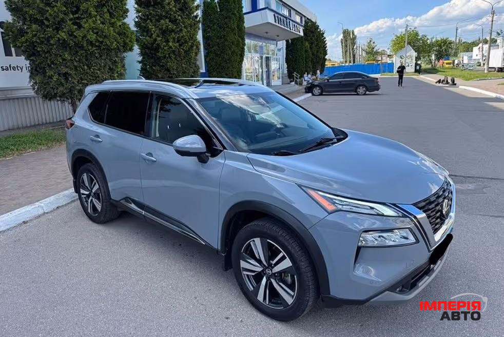 Nissan Rogue - фото 2