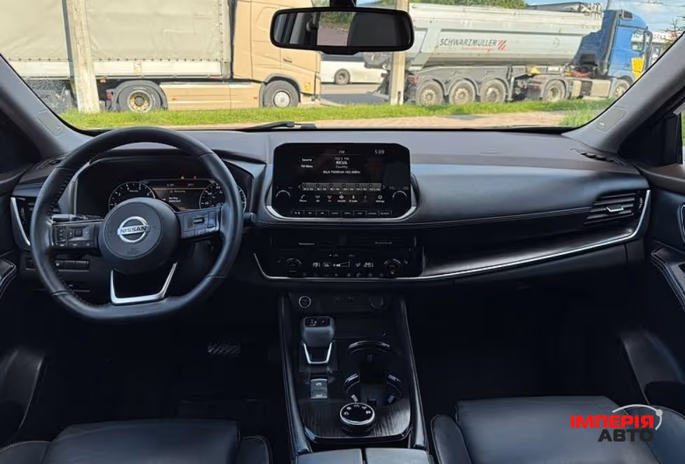 Nissan Rogue - фото 5
