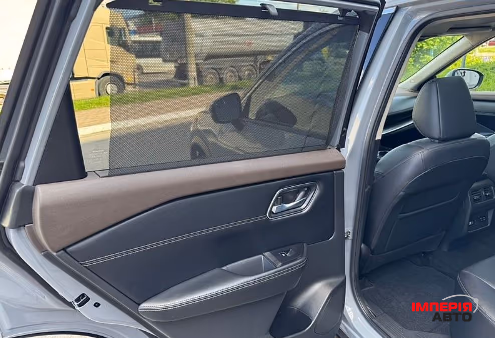 Nissan Rogue - фото 9