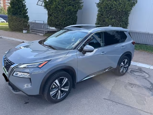 Nissan Rogue - фото 1