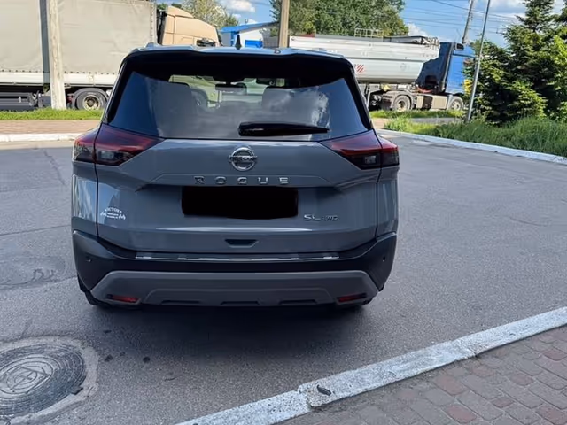 Nissan Rogue - фото 4
