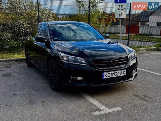 Honda Accord - фото 1