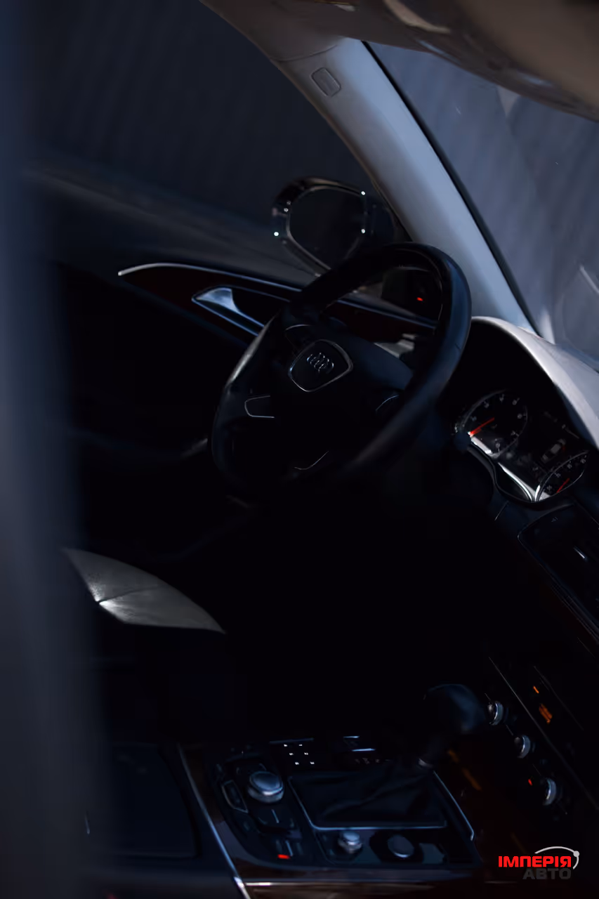 Audi A6 - фото 8