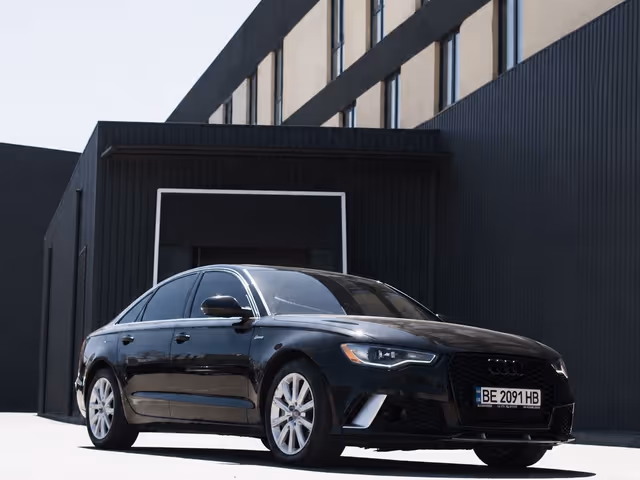 Audi A6 - фото 3