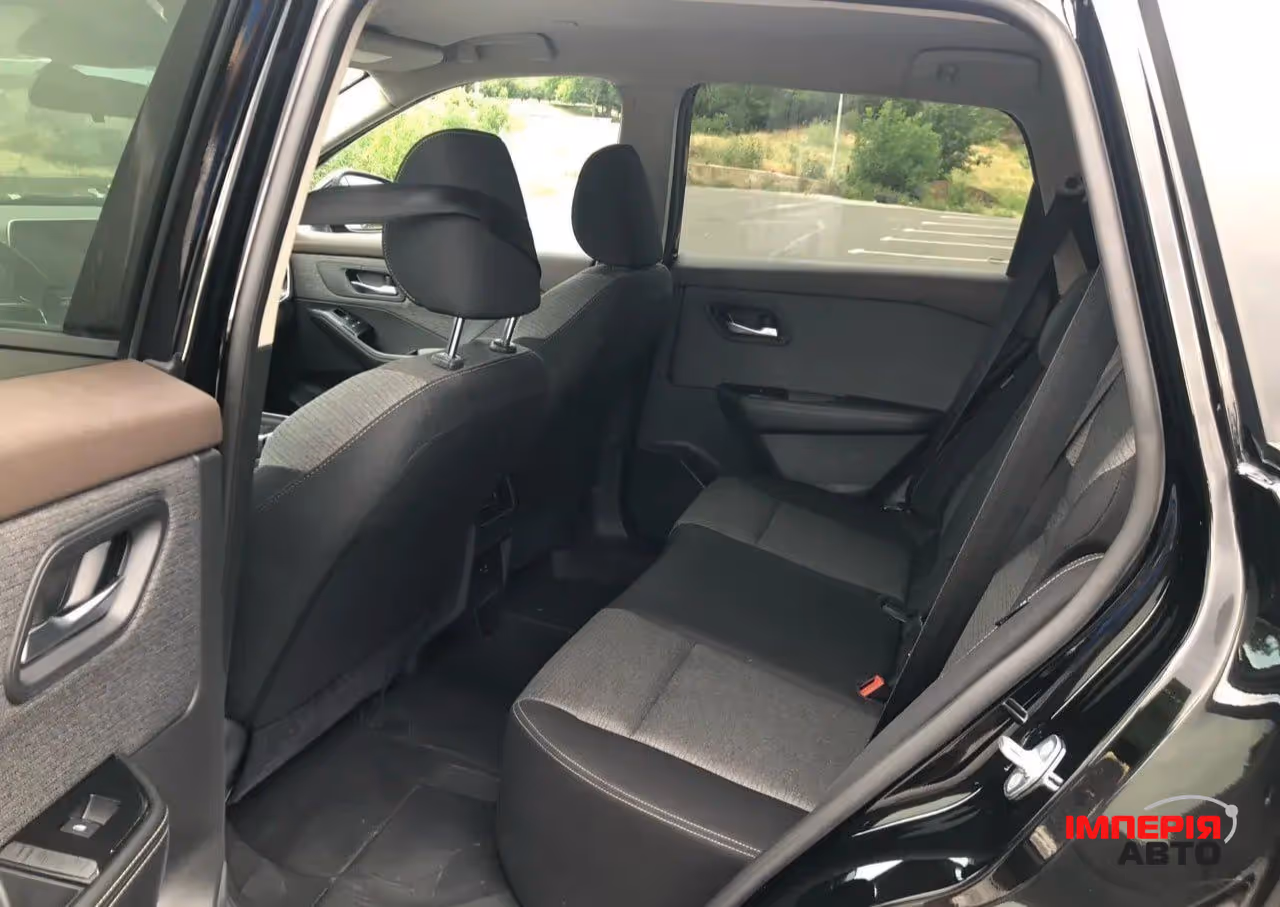Nissan Rogue - фото 9