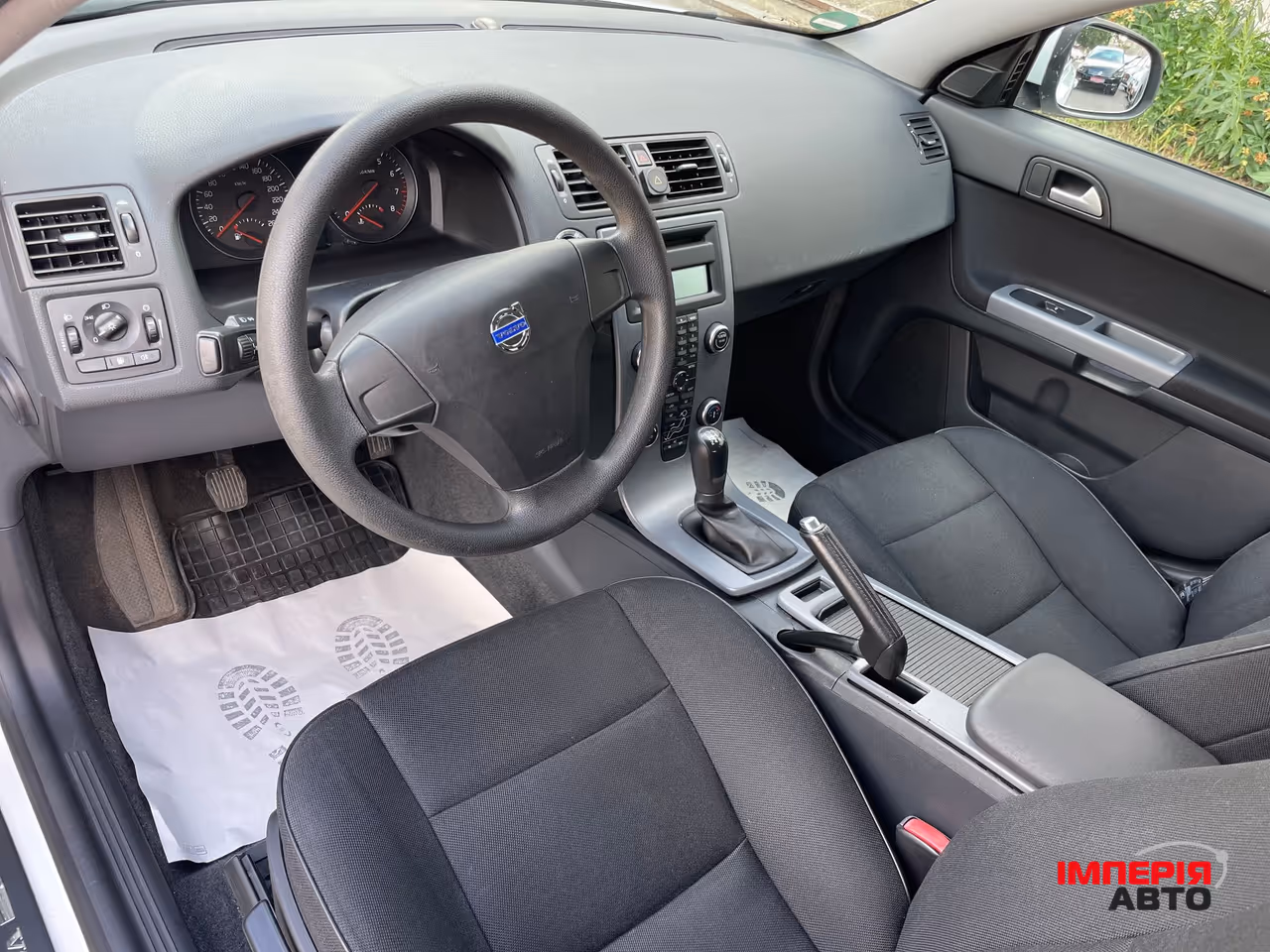 Volvo V50 - фото 17