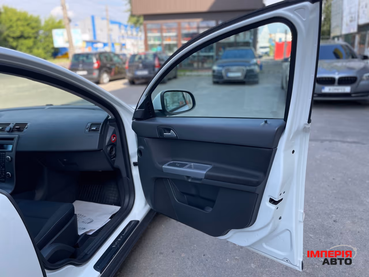 Volvo V50 - фото 33