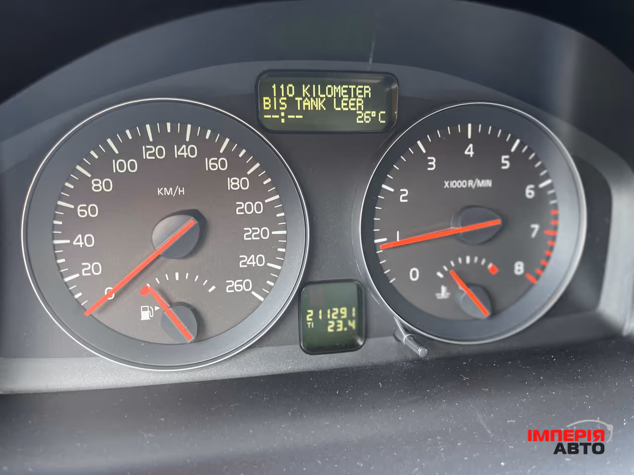 Volvo V50 - фото 2