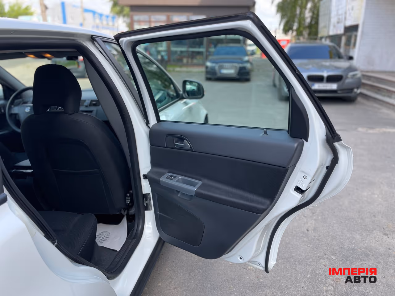 Volvo V50 - фото 30