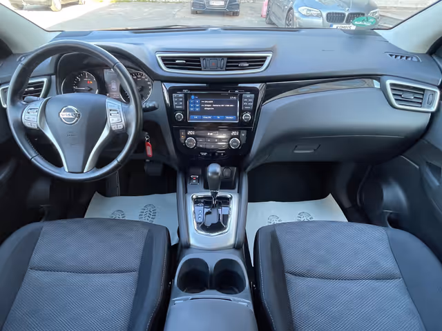 Nissan Qashqai - фото 4