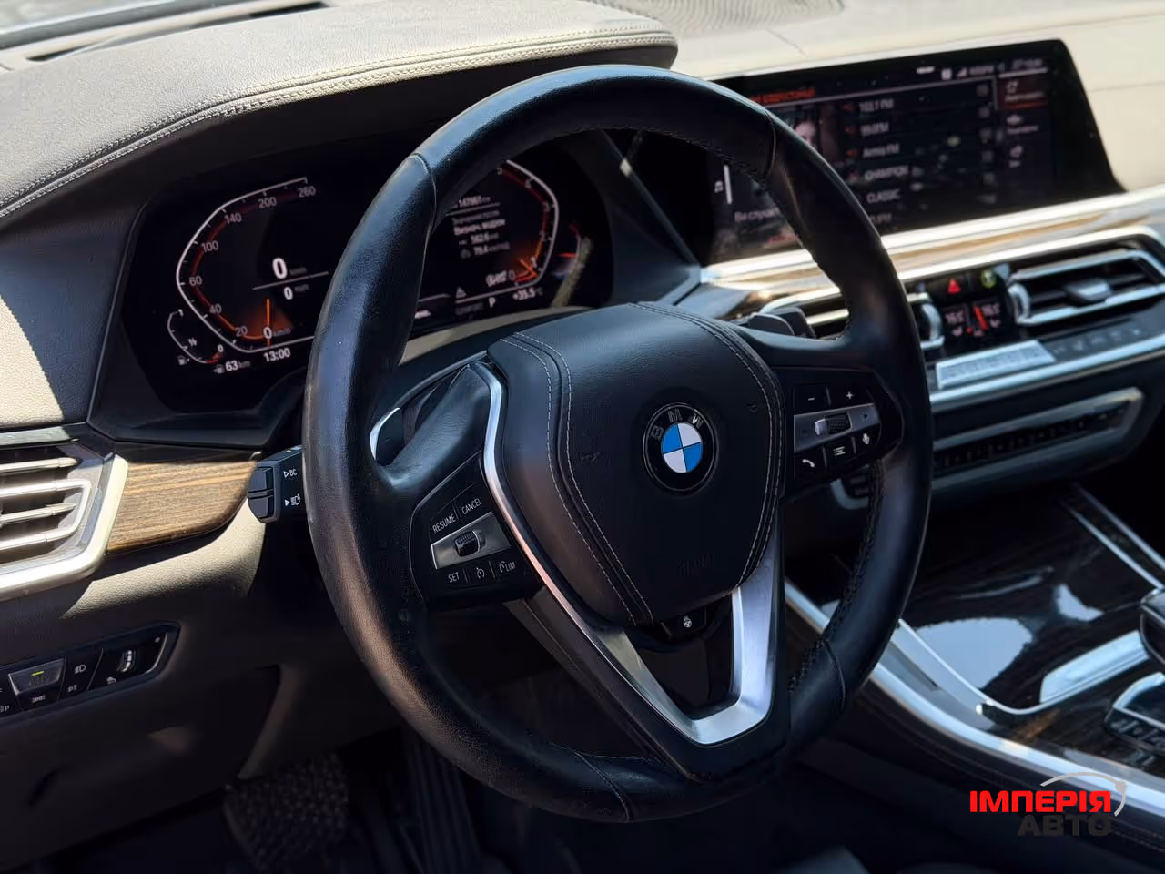 BMW X5 - фото 7
