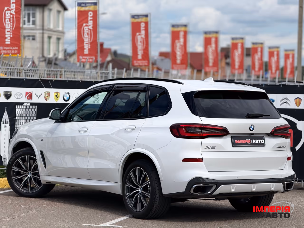 BMW X5 - фото 9